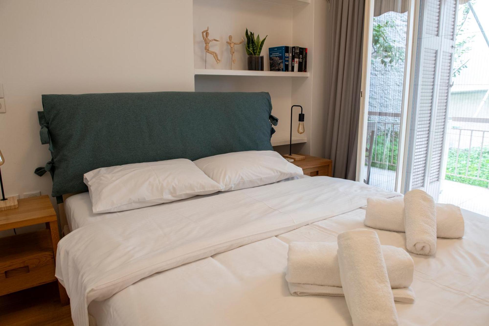 Renovated Under The Hill Of Philopapus Apartment *