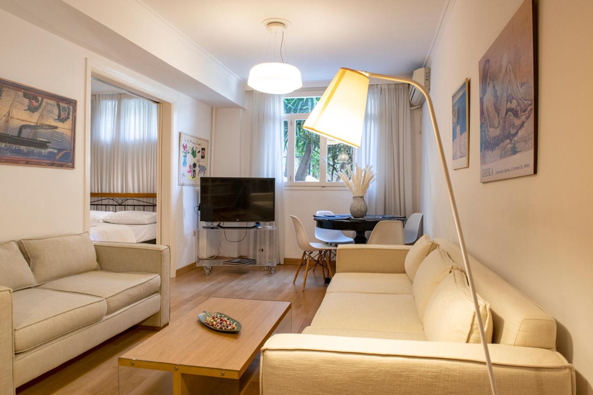 Renovated Under The Hill Of Philopapus Apartment