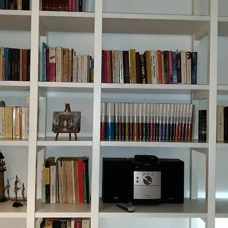 אתונה Renovated Apartment Under The Hill Of Philopapus מראה חיצוני תמונה